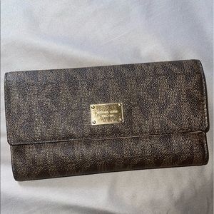 Brown Michael Kors Wallet